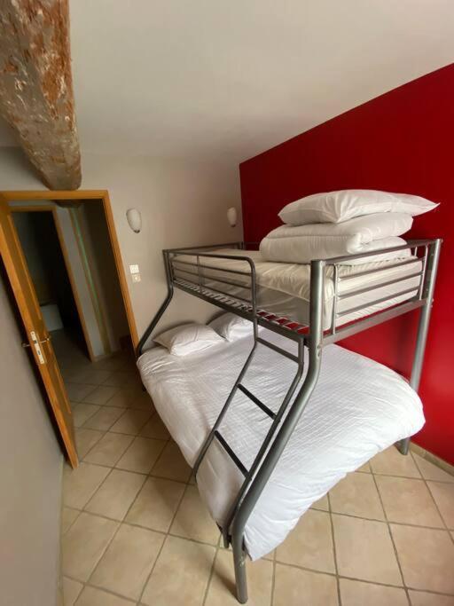 Gite A La Ferme Avec Jacuzzi Et Sauna Villefloure エクステリア 写真