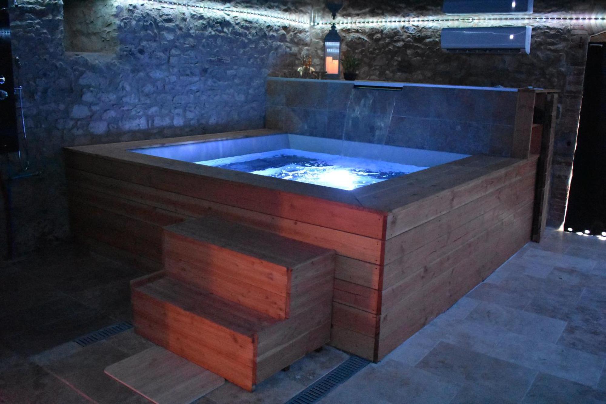 Gite A La Ferme Avec Jacuzzi Et Sauna Villefloure エクステリア 写真